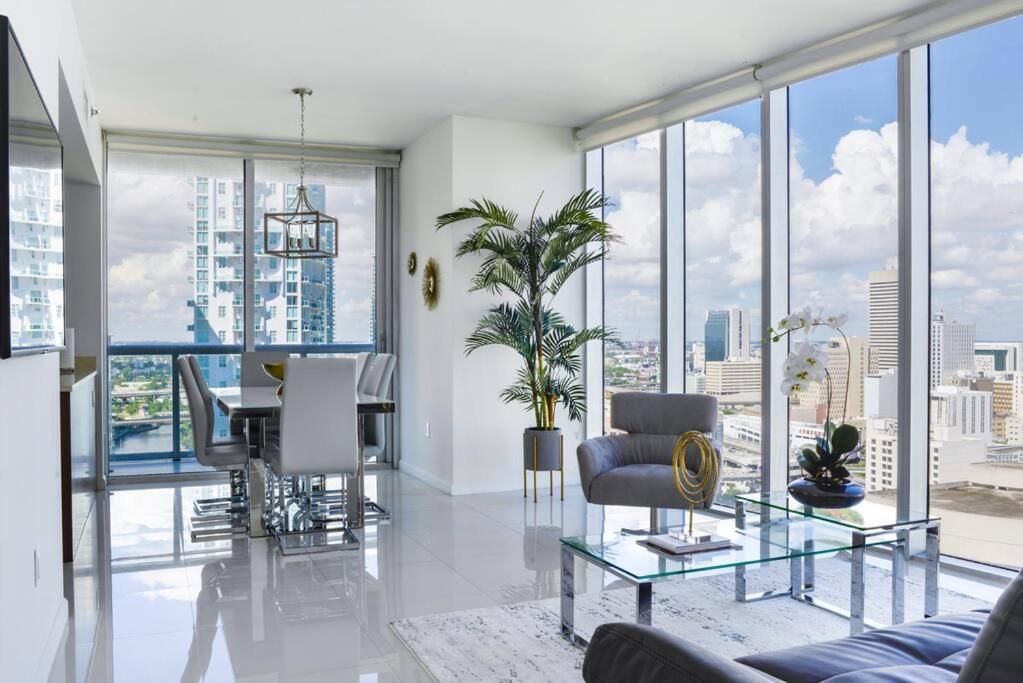 Wonderful 2 Bedroom Apt With Ocean Views At Icon Brickell Маями Екстериор снимка